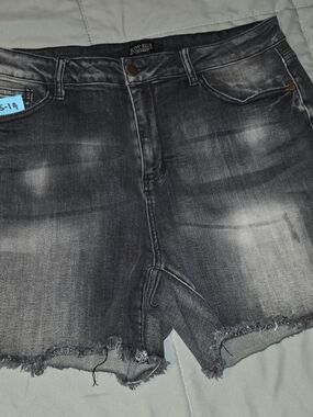 Judy Blue Washed Black Denim Cutoff Shorts